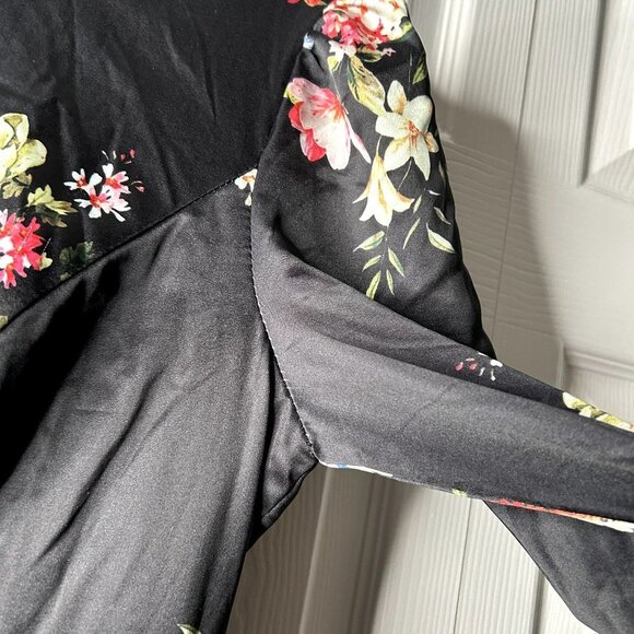 IEENA for Mac Duggal Belted Black Floral Print Long Sleeve Gown Women's Size 6 - Picture 11 of 16